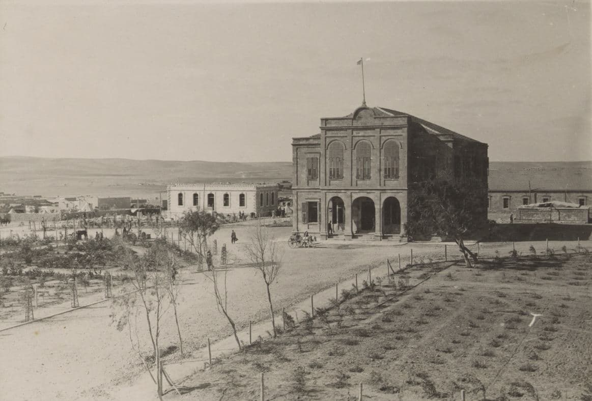 The government house, around 1917
