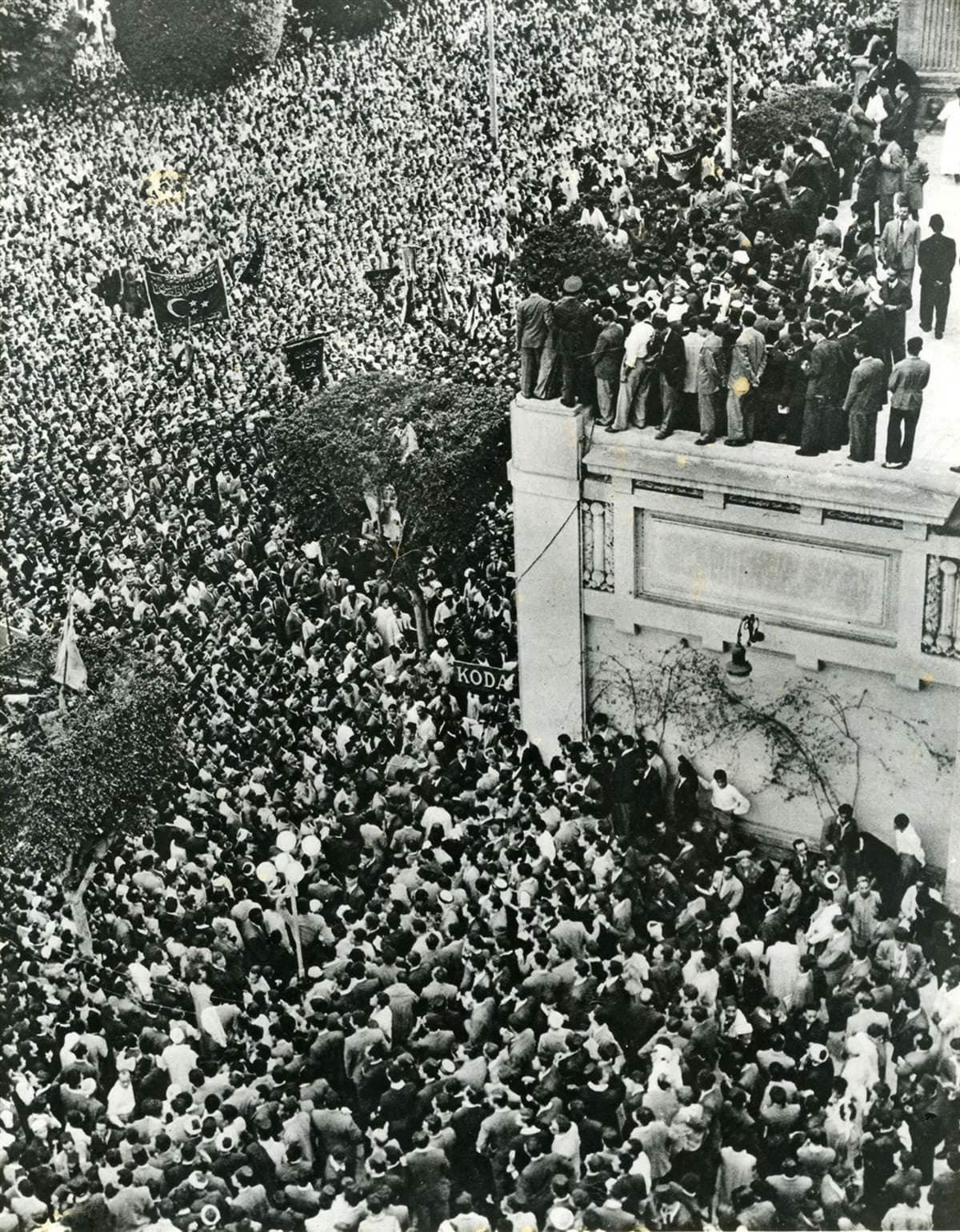 Protest in Cairo against the partition of Palestine, 1947