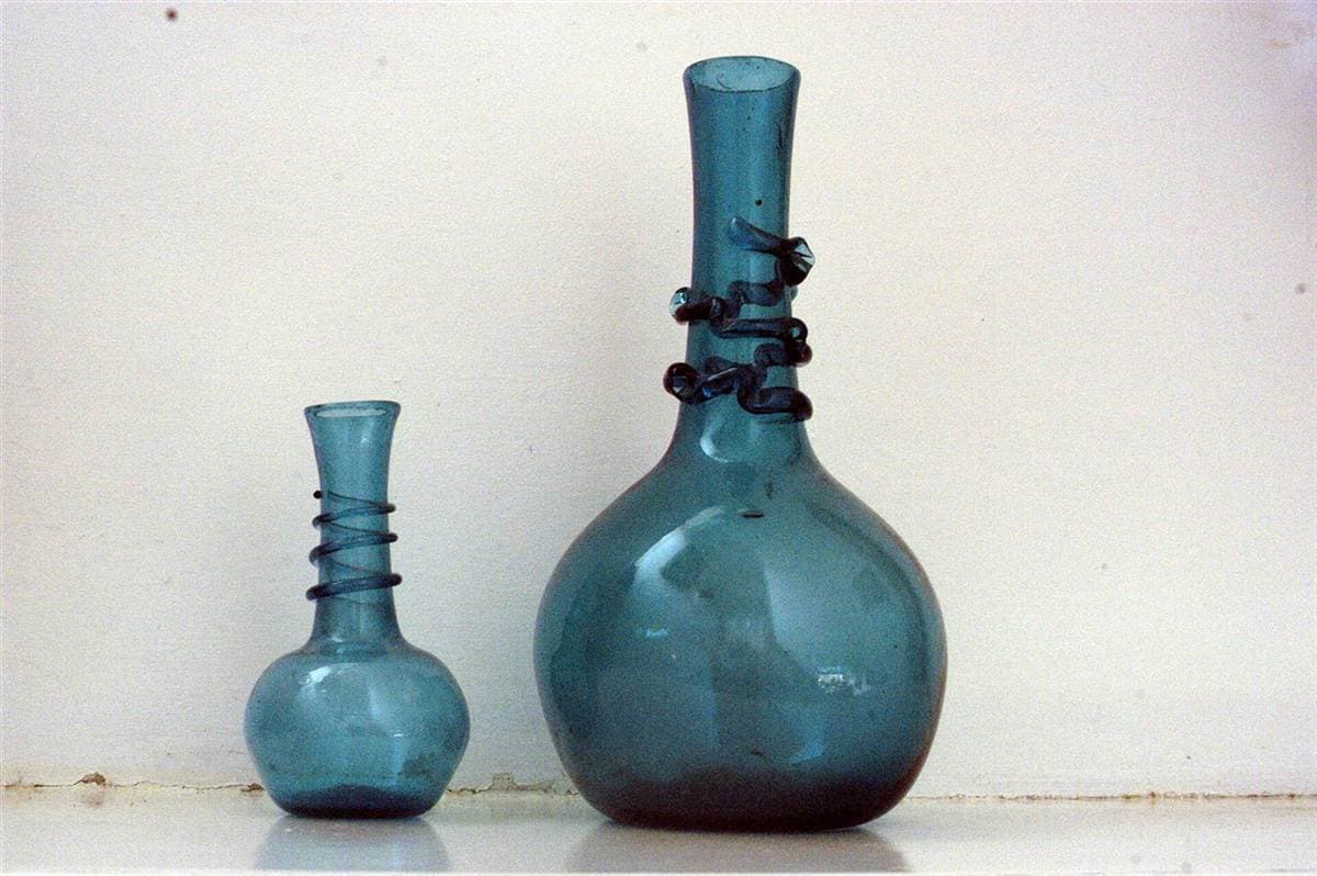 Hebron glass