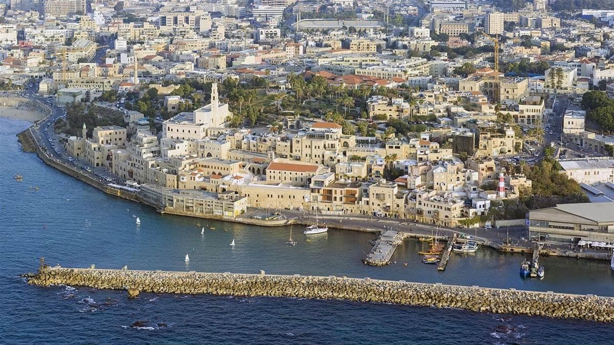 The old city and port