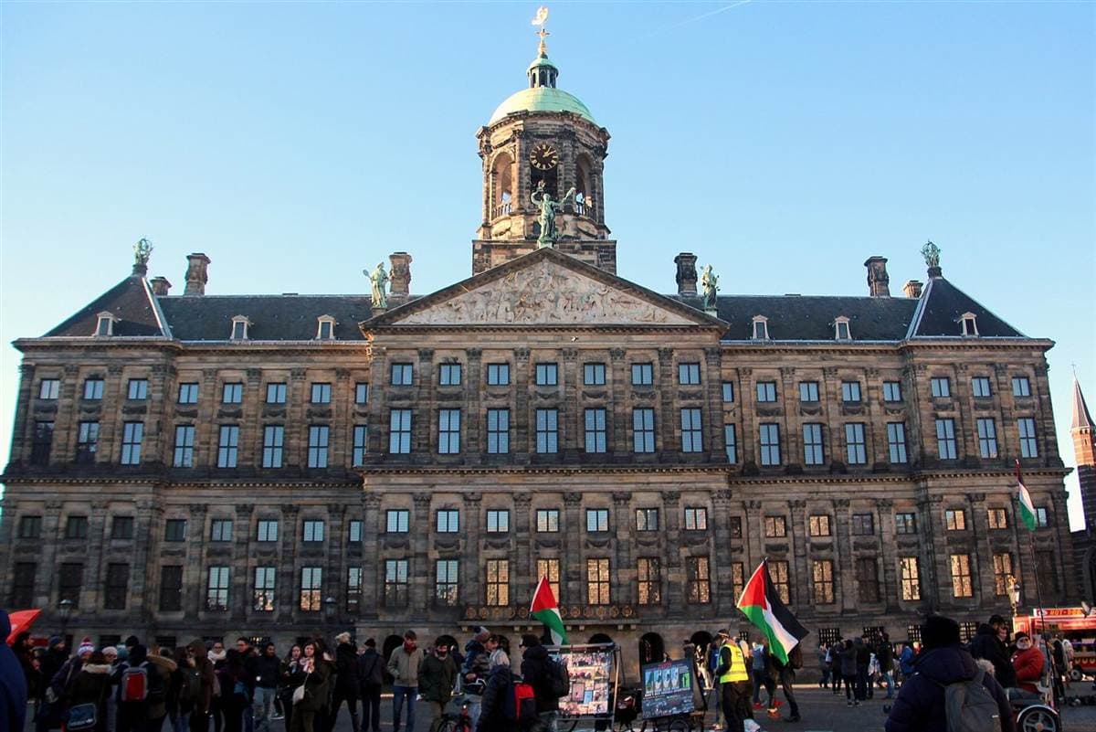 A pro-Palestinian demonstration at the Royal Palace, Amsterdam