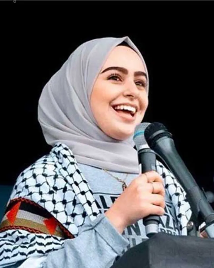 Portrait of Leanne Mohamad