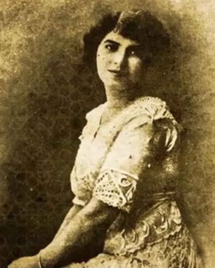 Portrait of May Ziadah